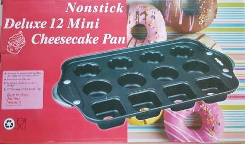 NONSTICK DELUXE 12 MINI CHEESECAKE PAN