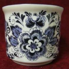 Exquisite-ornament - Delft Miniature Cup - Oude Molen Fabriek B.V Holland