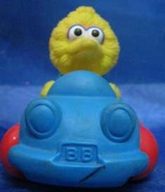 Sesame Street Muppets Big Bird in Blue Car. (+-12cmx7cm)
