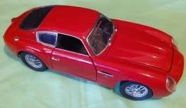 Road Signature - 1961 Aston Martin DB4GT Zagato Scale 1:18