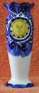 Porcelain vase (+-15cm)