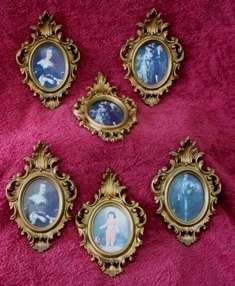 Set of Beautiful Frames with Photos (6PCS)