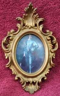 Set of Beautiful Frames with Photos (6PCS)