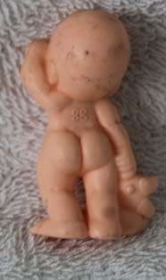 Kewpie doll - small plastic 5 cm