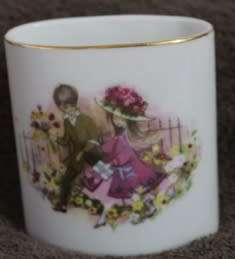 Little flower pot or for make up brushes - 8 x 8 4 cm  Royal made in SA