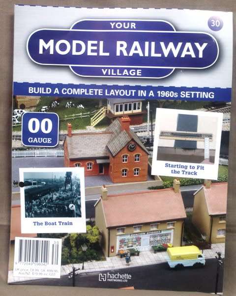 Your Model Railway Village Issue 30 -Hatchette