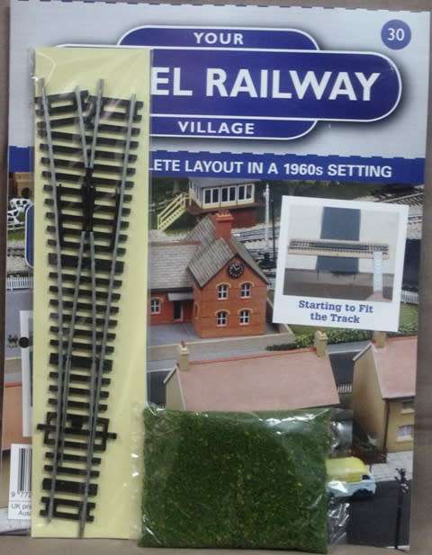 Your Model Railway Village Issue 30 -Hatchette