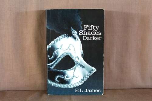Books - EL James / Fifty Shades Darker