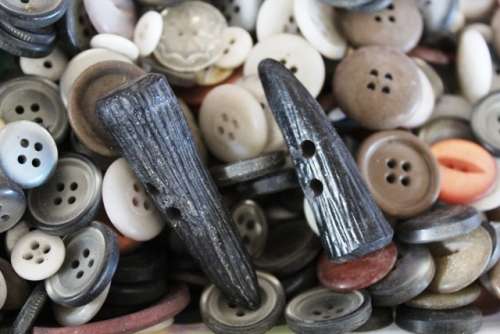 Buttons