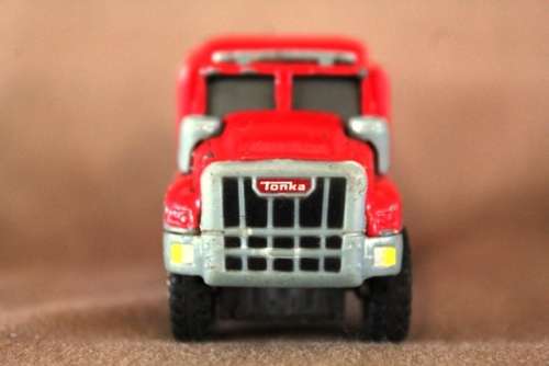 Tonka Fire Engine - 2012 Hasbro - Made in Vietnam