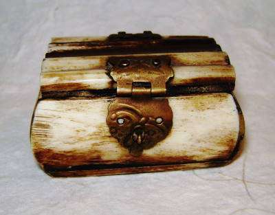 Late Entry - Collectors Item - Vintage Bone Jewellery Box