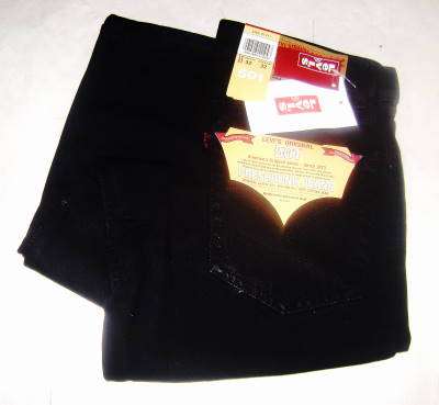 (Size 34 ) - Mens Levi Freshshrunk Jeans 501 - Black