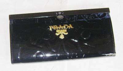 Brand New - Stunning Ladies PRADA Purse