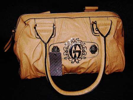 Stunning ladies Guess Bag - Brand New ( Stock Clearance )