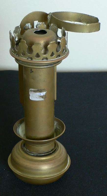 ANTIQUE BRASS OIL LAMP - GOOD CONDITION!!!