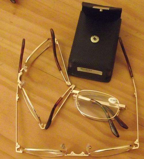 Foldable pocket reading glasses +1.50D + Free pouch