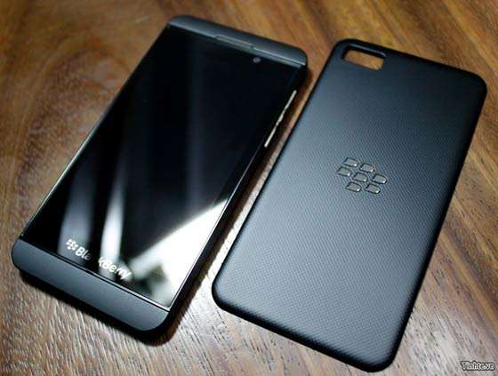 Blackberry Z10 with box and accessories