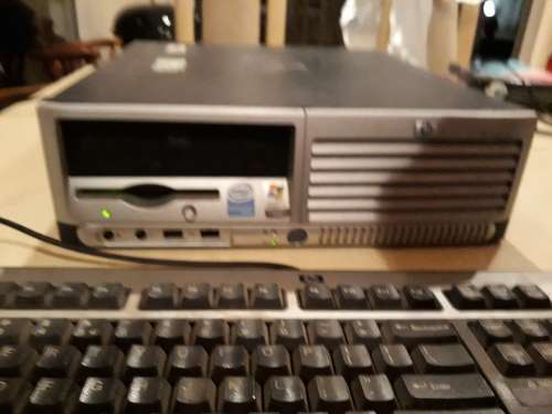 Hp compac dc7600 (3.2GHz, 1GB RAM, 80GB HDD)