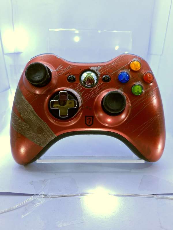 Tomb Raider Limited Edition Wireless Controller (XBOX 360)
