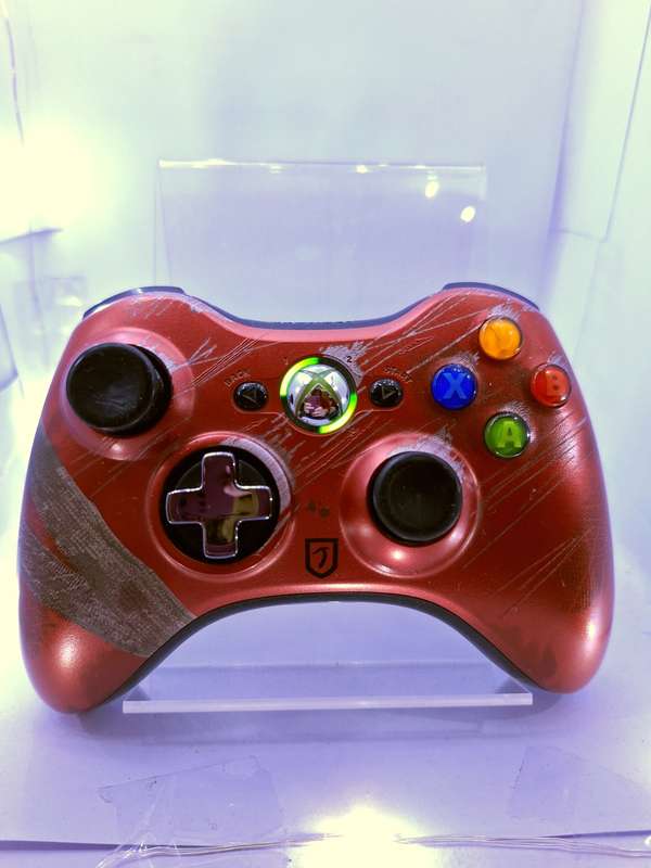 Tomb Raider Limited Edition Wireless Controller (XBOX 360)