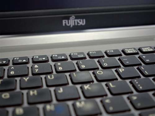 FUJITSU LIFEBOOK - E SERIES - Intel Core i5 - 256 Solid State Drive - 8 GB RAM - FHD 1902x1080p