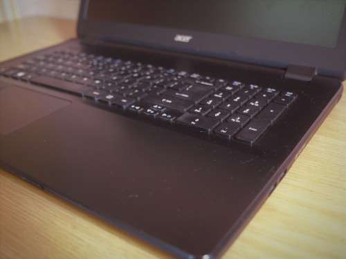 17" HUGE SCREEN - ACER TRAVELMATE - INTEL CORE i7 - Nvidia GeForce 840M 2GB - 1TB HDD - 8GB RAM