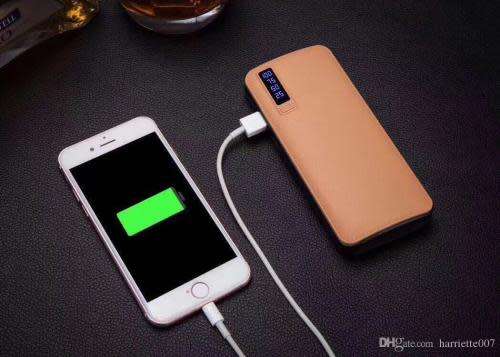 Universal 10000mah Power Bank Fast charging 3 USB with LED light and display Portable Battery Charge