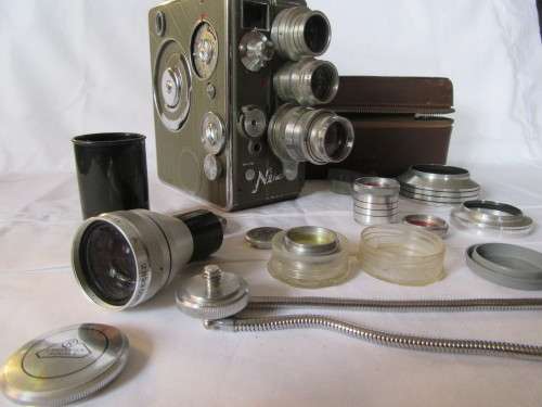 Amazing 1950s German 8mm Nizo Heliomatic Cine camera, case pamphlet lenses etc VGC