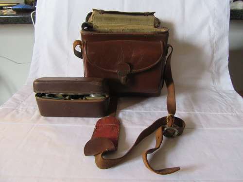 Amazing 1950s German 8mm Nizo Heliomatic Cine camera, case pamphlet lenses etc VGC