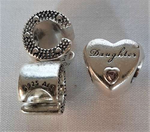 Amazing lot~Authentic Sterling 925 silver Pandora Bracelet with 7 starter charms.