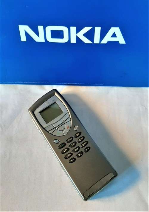 Nokia 9210i Communicator Cell phone 2003 vintage state of the art full keypad still in box-READ!!