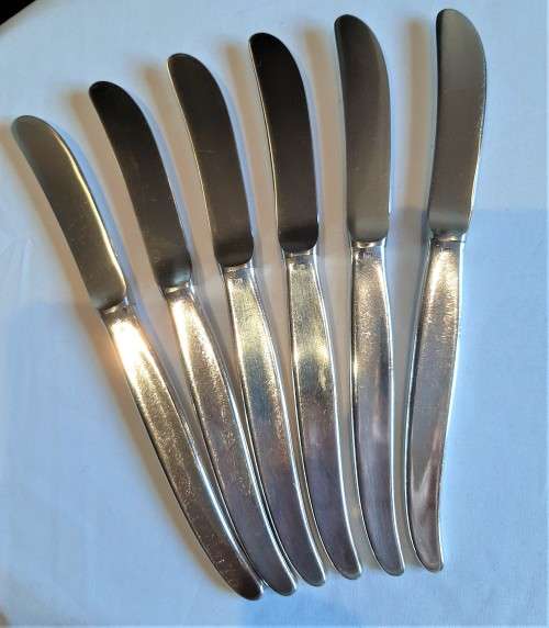 Set of 6 WMF German made SP table knives, fully marked in good used condition.