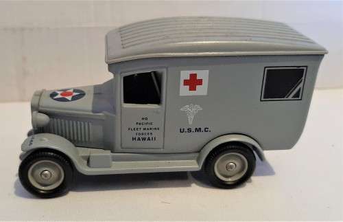 5 assorted Matchbox models of yesteryear and Lledo plus Oxford Die cast and Elicar VGC