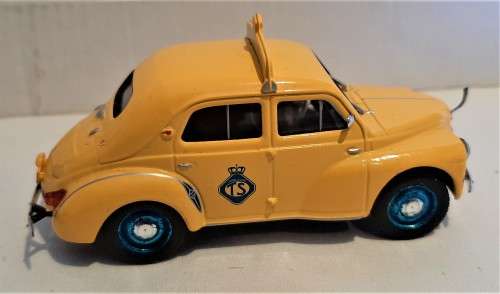 5 assorted Matchbox models of yesteryear and Lledo plus Oxford Die cast and Elicar VGC