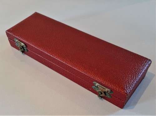Royal Crown Derby Imari pattern porcelain handle cheese knife boxed, excellent unused condition.
