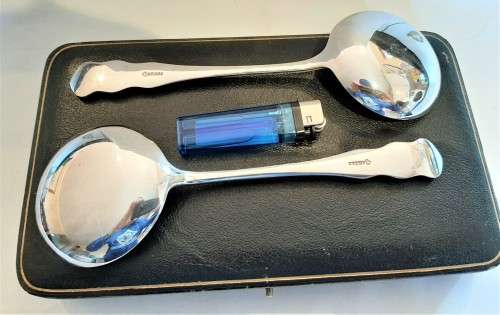 Stunning Boxed pair of Large Bright Cut Antique SP Spoons in excellent condition WOW!!!