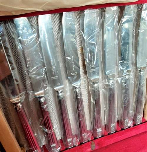 AMAZING~Rare 1960s Retro standing VINERS Cultlery cabinet, cutlery still in paper, never used!!!