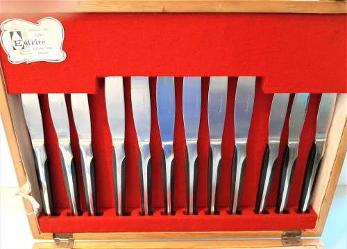 Desirable Design Eetrite Cutlery set in case, South African Set, Moderna pattern S/S 40 pce