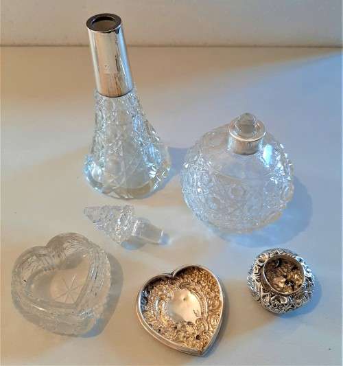 3 Lovely Antique Sterling Silver Top Scent bottles, pin tray, all for one bid. NOT SOLD AS SCRAP!!!