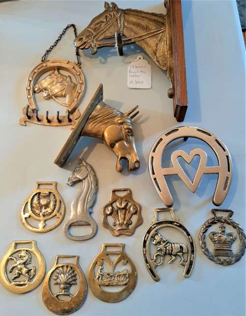 12 Horsey Brass Items a Horse Lover/collector should not miss. Have a look, all for one Bargain bid.