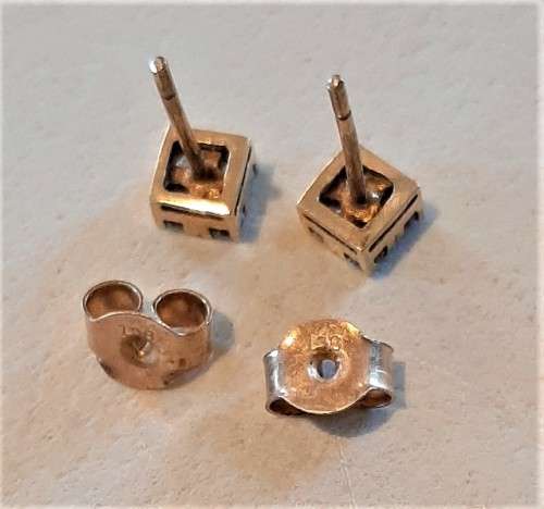 Quality pr of 9ct gold Pierced ears Diamond earrings 4 block shape genuine 9 carat gold butterflies.
