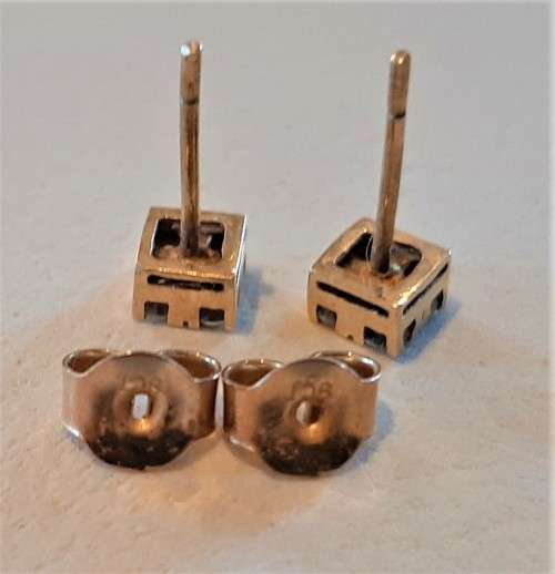 Quality pr of 9ct gold Pierced ears Diamond earrings 4 block shape genuine 9 carat gold butterflies.