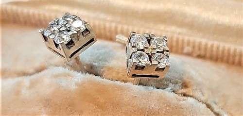 Quality pr of 9ct gold Pierced ears Diamond earrings 4 block shape genuine 9 carat gold butterflies.