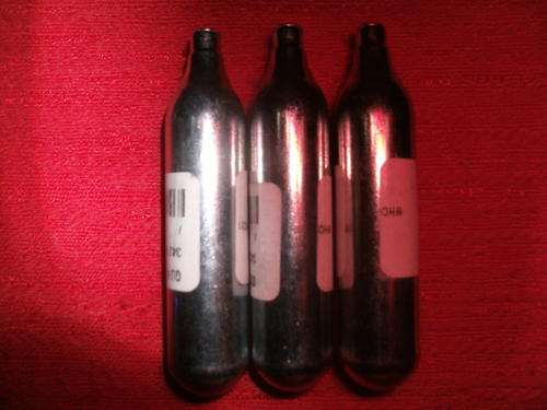 Co2 gas for paintball or bb guns