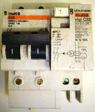 Earth Leakage Unit 20A 220V 5KA