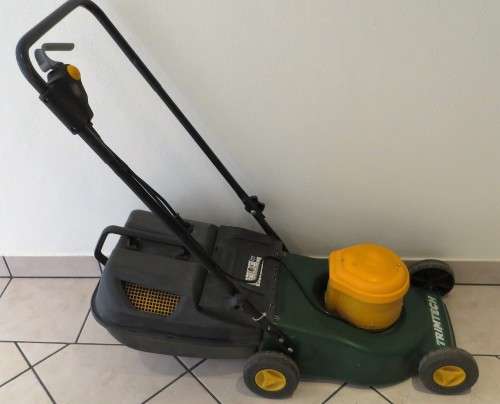 TRIMTECH LAWNMOWER & WOLF WEED EATER COMBO * BID FROM R1.00 FOR BOTH ITEMS *