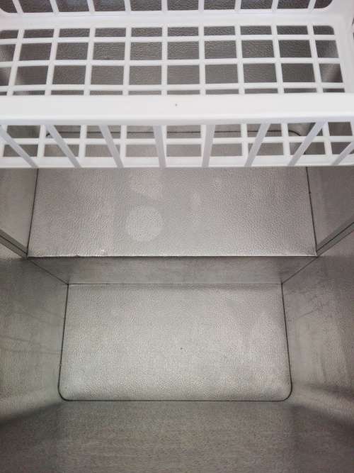 DEFY CHEST FREEZER * AS NEW PURCHASE DATE 03/04/2016 * REPLACEMENT COST R2699.00