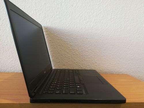 DELL LATITUDE E5450 Intel(R) Core(TM) i5-5300U CPU @ 2.30Ghz