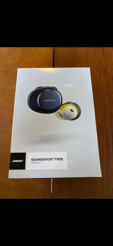 Bose SoundSport Free True Wireless Earphone  LIKE NEW 9.5/10 Mint