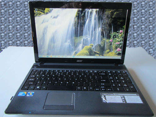 Acer Aspire 5733 15'